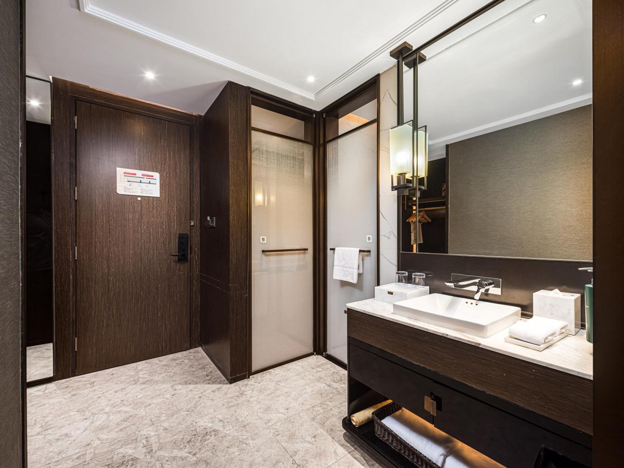 Hilton Garden Inn Beijing Guomao Eksteriør bilde